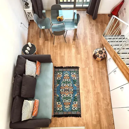 Loft Nest Private Terrace Apartment *